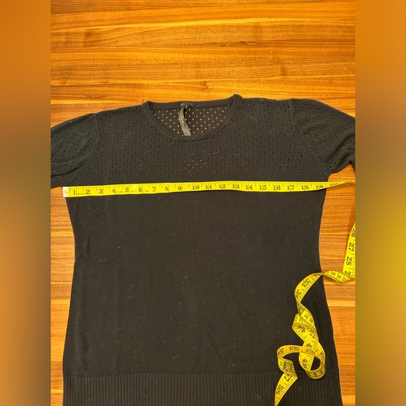 Renee C Black Sweater - Sz L - Picture 5 of 12